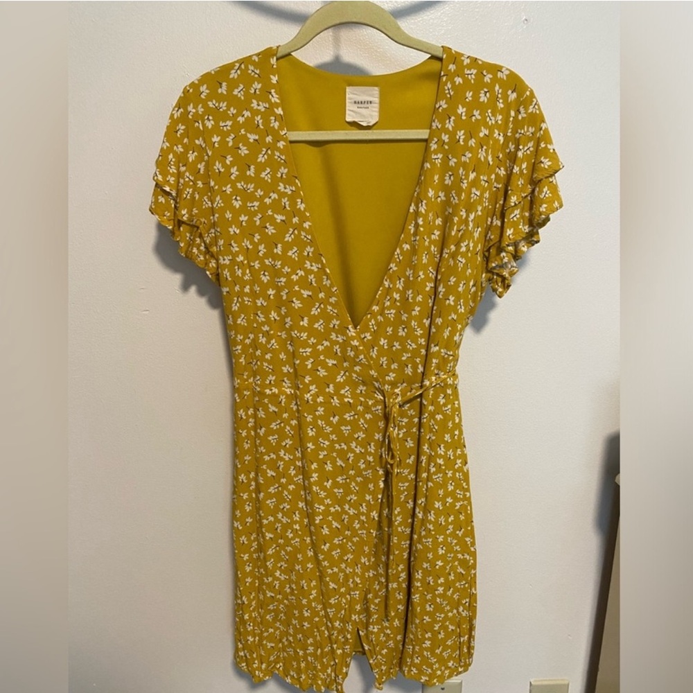 Harper Heritage Flutter Sleeve Floral Wrap Dress Size L